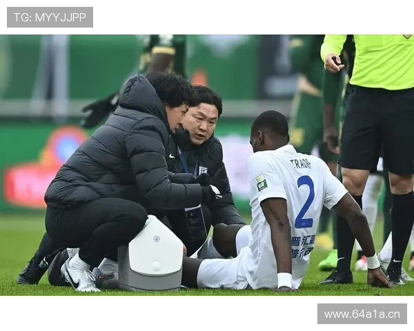 大连英博防线脆弱 新赛季前两轮丢9球